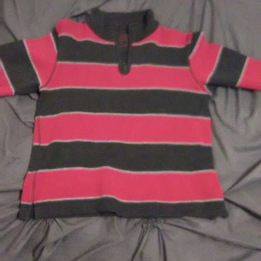 4 Little boys long sleeves - Picture 3 of 4
